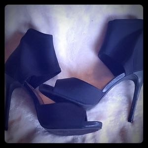 Steve Madden Ankle Wrap Heels